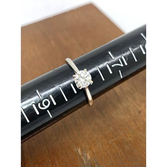 Unique Moments Engagement Ring Lab Grown 0.75ct Diamond 10k White Gold Size 8 main image 6